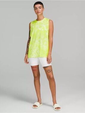 Lululemon All Yours Tank
Tie Dye size 12